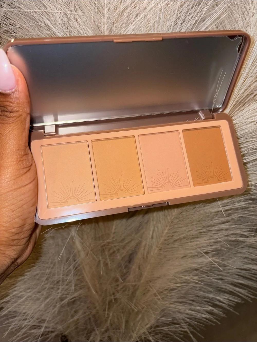 Hot Commodity Bronzer Palette - Bronze